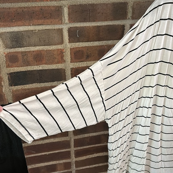 Womens Plus Maurice’s 24/7 Top, White/Black stripe, 3X - Picture 4 of 6